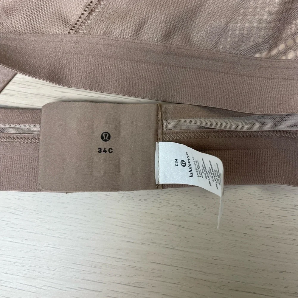 Lululemon Awake To Lace Bra 34C